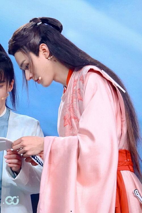 爆料以前龚俊的视频是什么,那些年他青涩的瞬间 第3张 爆料以前龚俊的视频是什么,那些年他青涩的瞬间 第3张