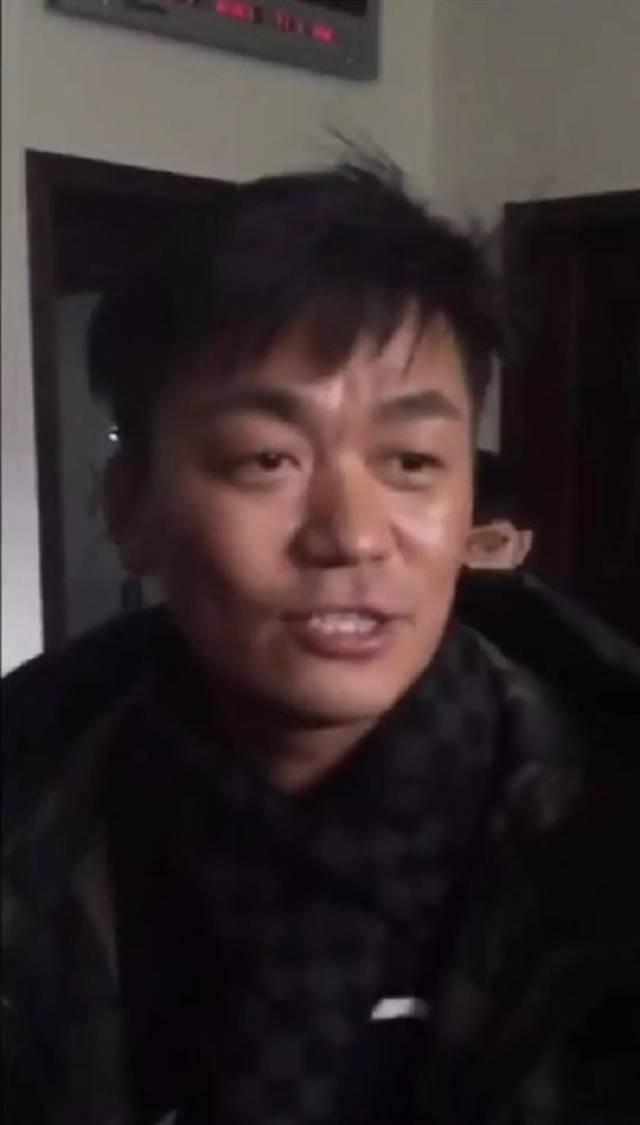王宝强爆料回家视频播放,温馨瞬间引发网友热议 第3张 王宝强爆料回家视频播放,温馨瞬间引发网友热议 第3张