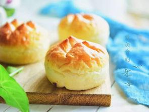 爆料冰皮面包的做法视频,视频教学，轻松学会冰皮面包制作技巧