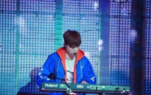 张艺兴伴舞爆料视频大全,精彩视频大全集锦